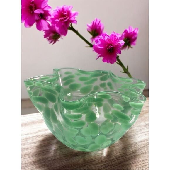 Green Clear Ruffled Confetti Glass Bowl Table Decor Vase - Picture 1 of 5